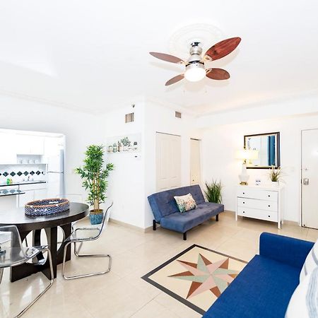 Apartments On Ocean Drive マイアミビーチ エクステリア 写真