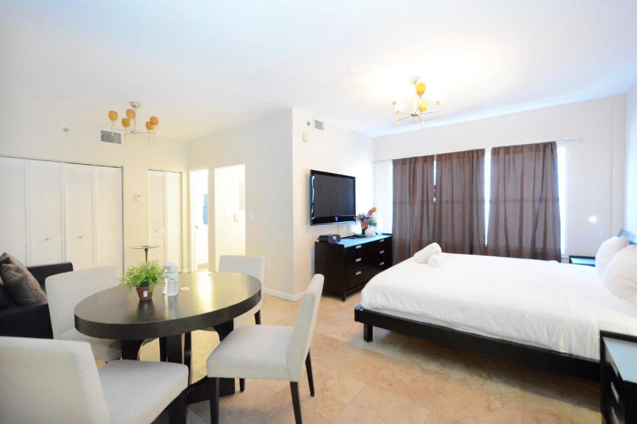 Apartments On Ocean Drive マイアミビーチ エクステリア 写真