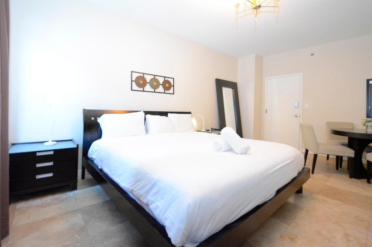 Apartments On Ocean Drive マイアミビーチ エクステリア 写真