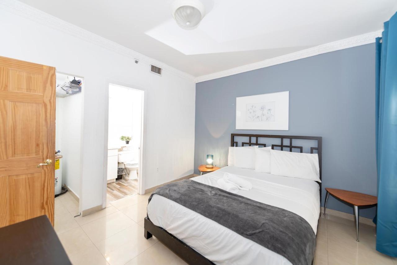 Apartments On Ocean Drive マイアミビーチ エクステリア 写真