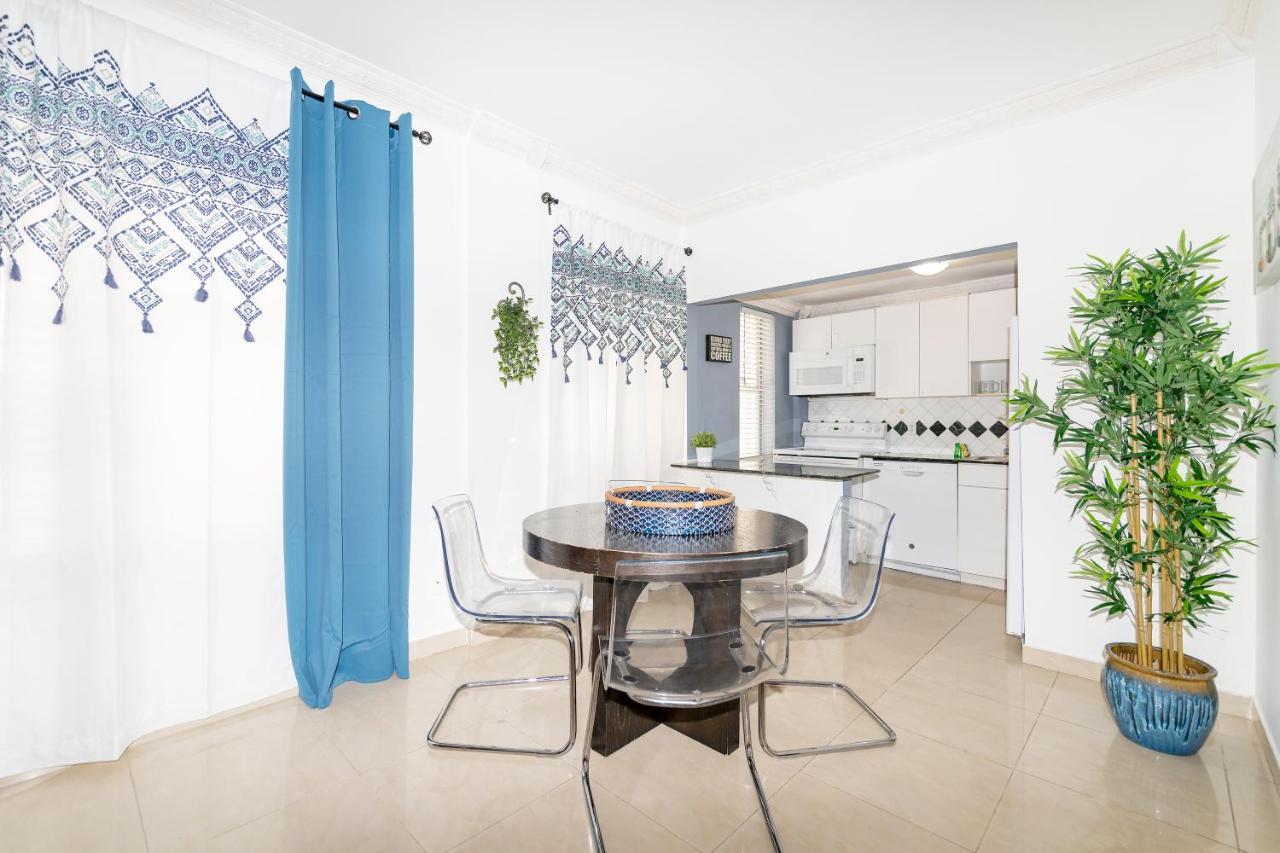 Apartments On Ocean Drive マイアミビーチ エクステリア 写真